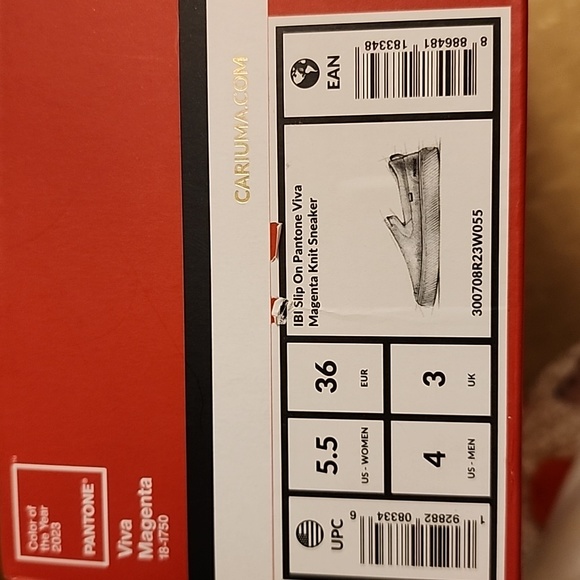 Cariuma Pantone Slip On Sneakers - Picture 4 of 4